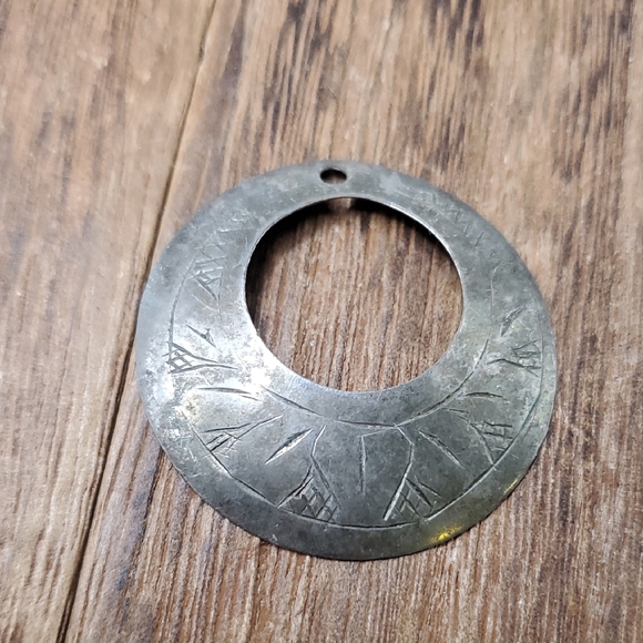 The Aztects Pendant P301 Wreath - Picture 1 of 2